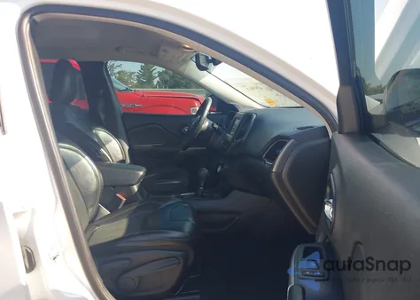 2019 Jeep Cherokee Latitude Plus Fwd z USA, uszkodzony, nr VIN 1C4PJLLB3KD312416